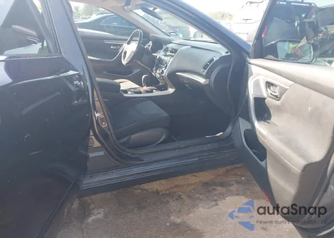 2015 Nissan Altima 2.5 Sv z USA, uszkodzony, nr VIN 1N4AL3AP6FC120827